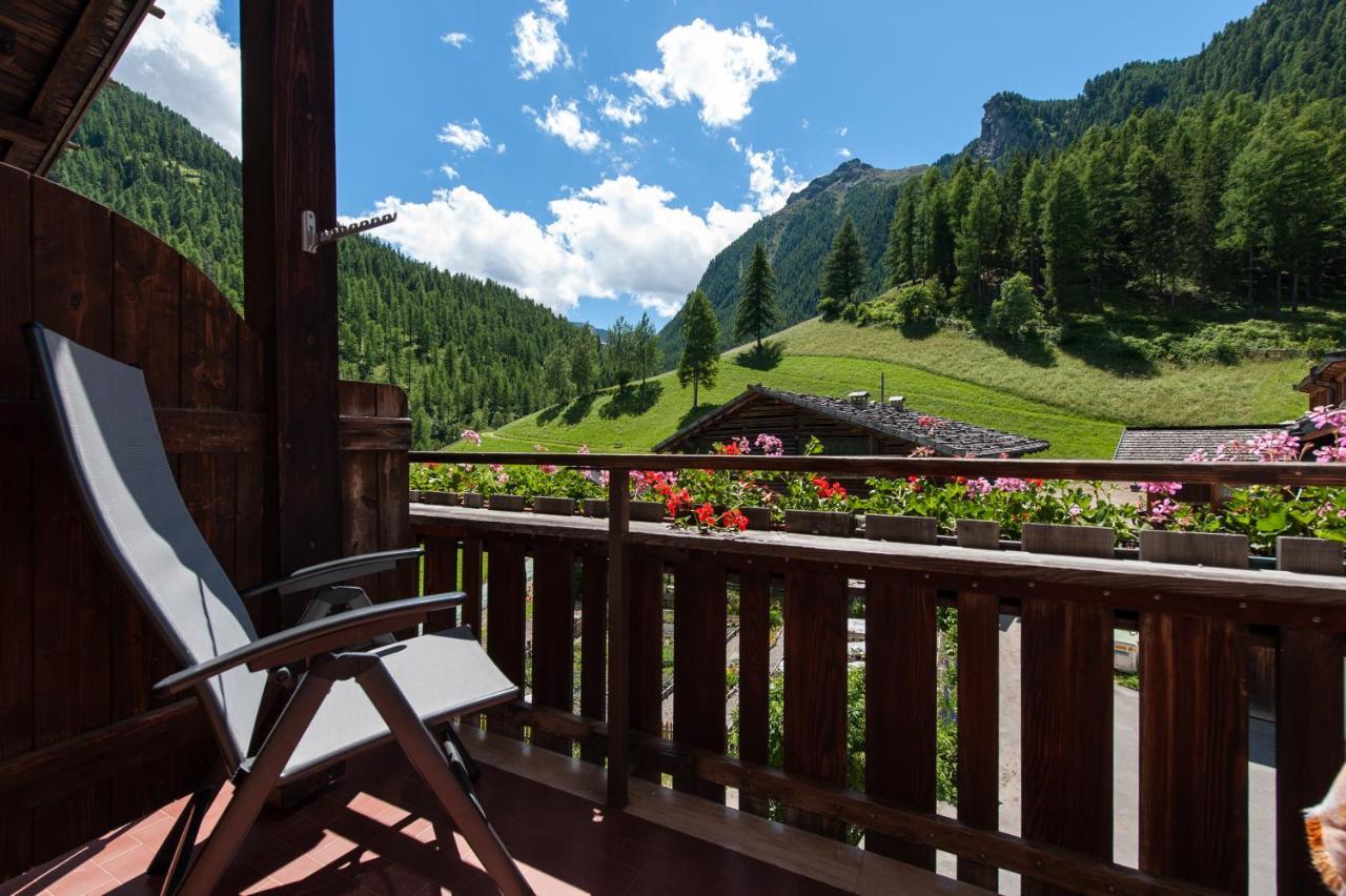 Hotel Ultnerhof Santa Gertrude Buitenkant foto