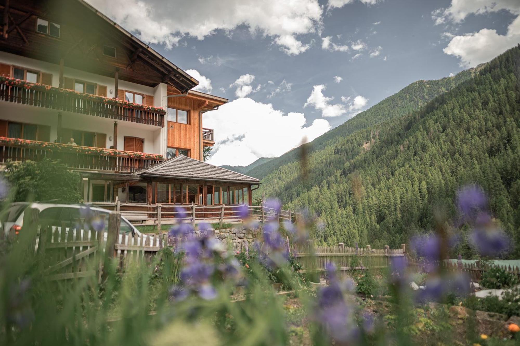 Hotel Ultnerhof Santa Gertrude Buitenkant foto