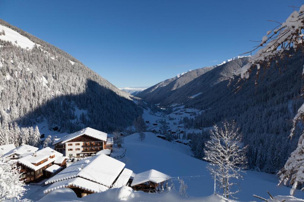 Hotel Ultnerhof Santa Gertrude Buitenkant foto